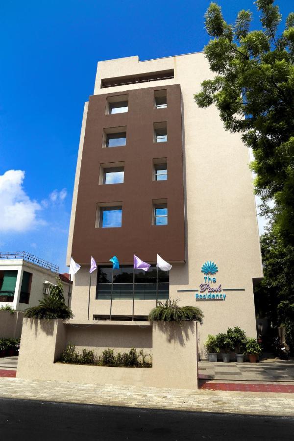 The Park Residency Hotel Ahmedabad Exterior photo